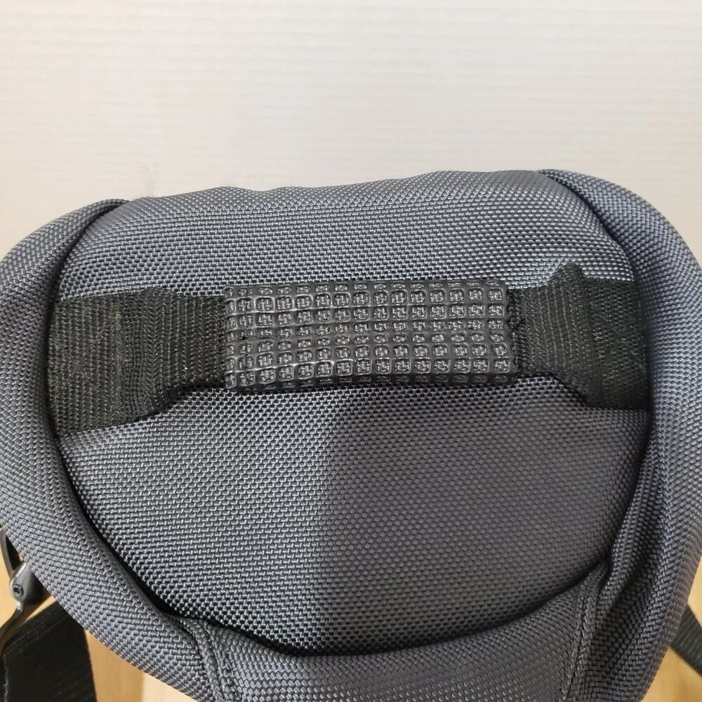 Tamrac Digital Series‎ SLR Holster 5684 Camera Bag
